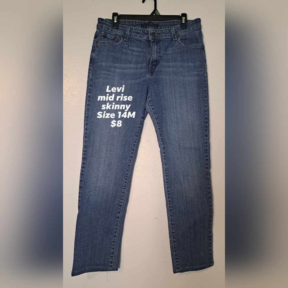 Levi's Blue Mid Rise Skinny Jeans